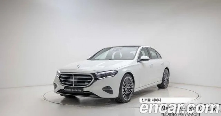 Mercedes-Benz E-Class 