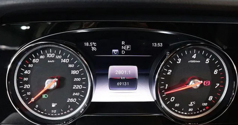Mercedes-Benz E-Class 