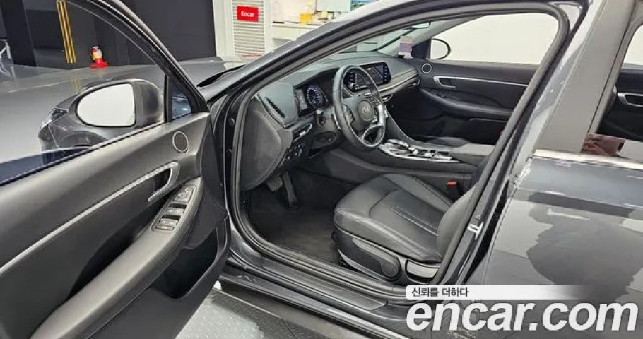 Hyundai Sonata 