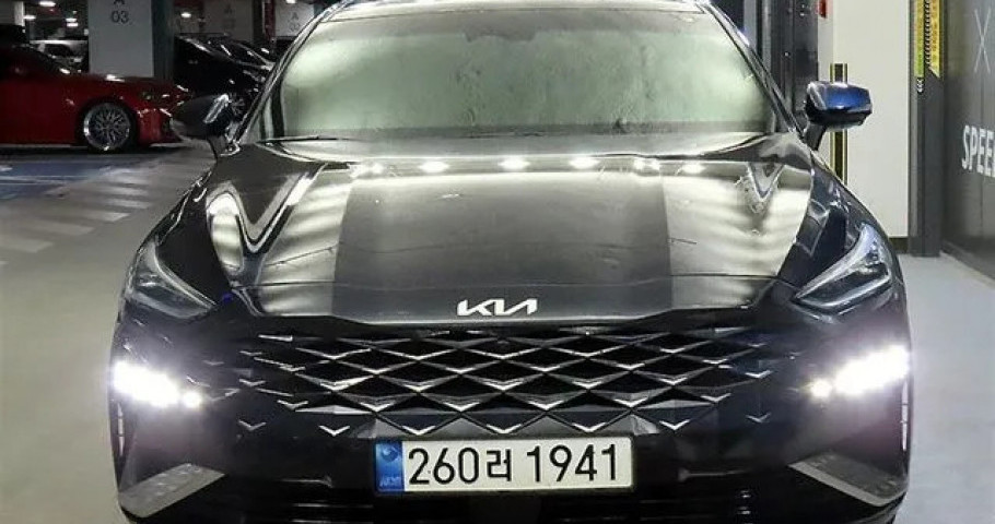 Kia K8 
