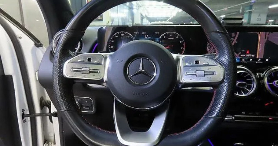 Mercedes-Benz Glb-Class 