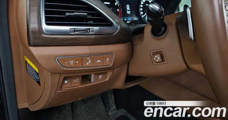 Genesis G90 