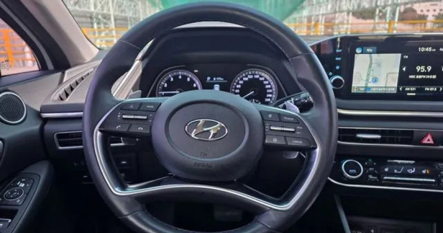 Hyundai Sonata 