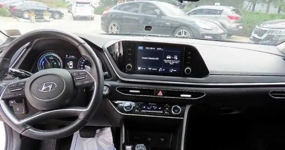 Hyundai Sonata 