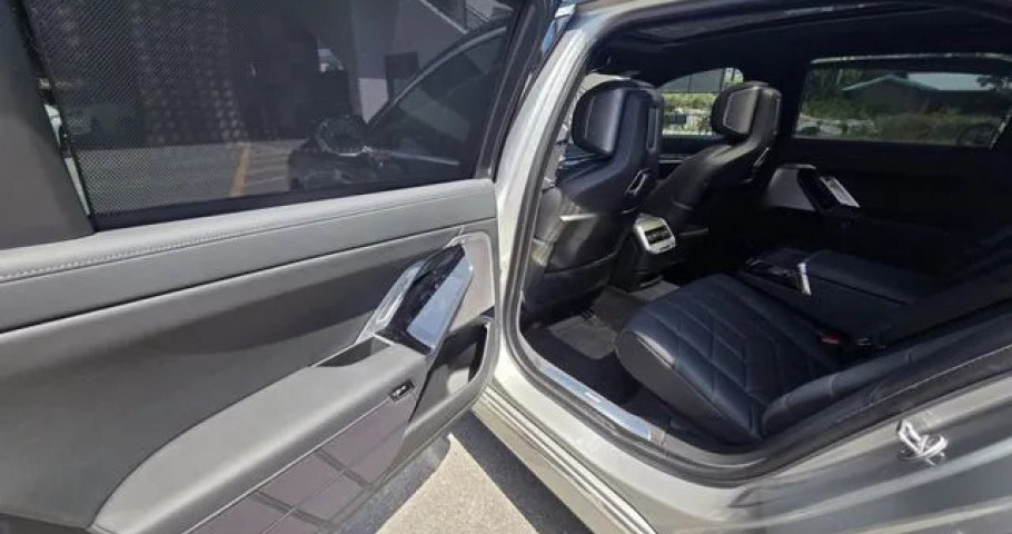 Bmw 7-Series 