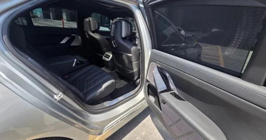 Bmw 7-Series 