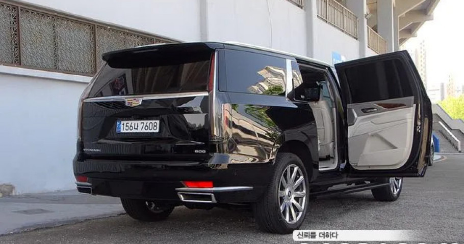 Cadillac Escalade 