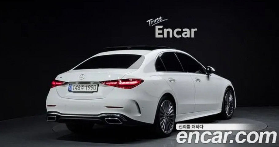 Mercedes-Benz C-Class 