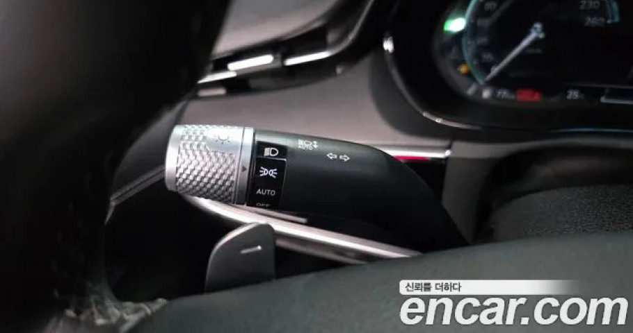 Genesis Gv70 
