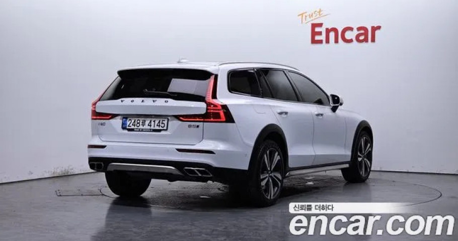 Volvo V60 