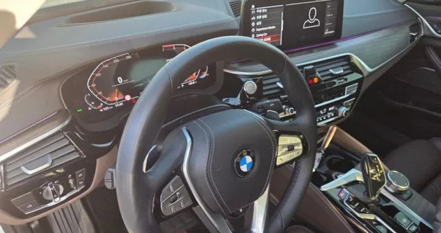Bmw 5-Series 