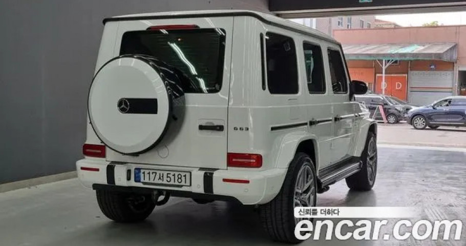 Mercedes-Benz G-Class 