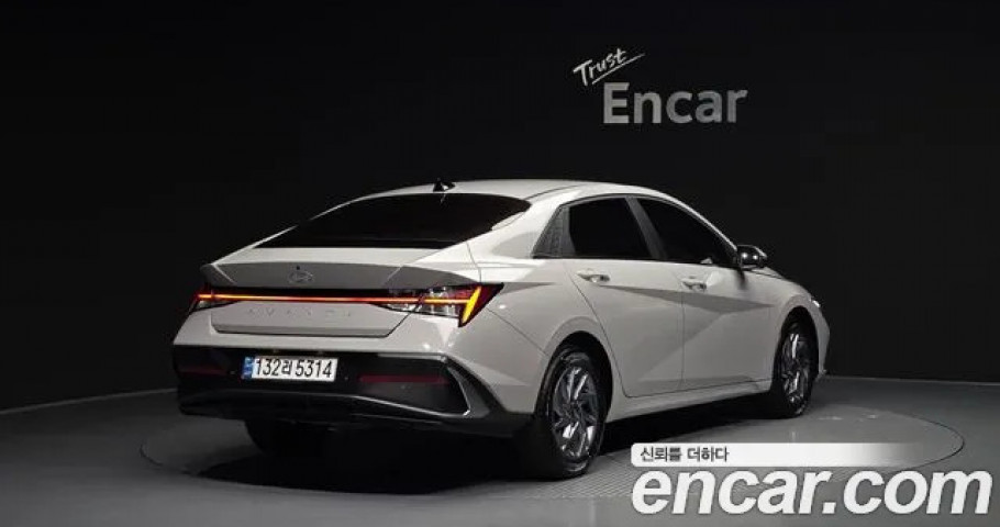 Hyundai Avante (Elantra) 