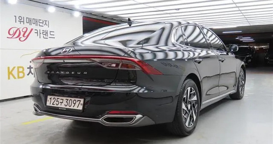 Hyundai Grandeur 