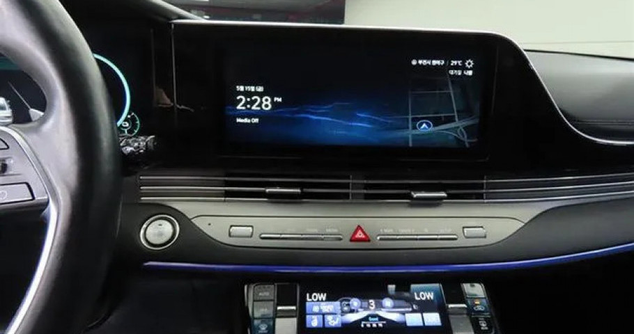 Hyundai Grandeur 