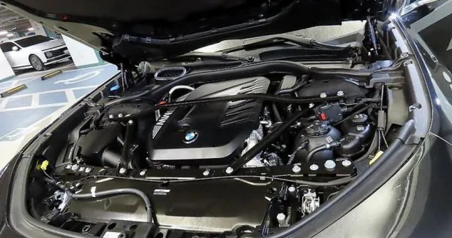 Bmw 7-Series 