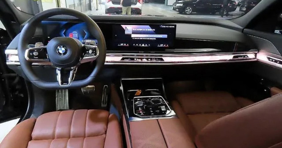 Bmw 7-Series 