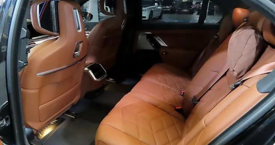 Bmw 7-Series 