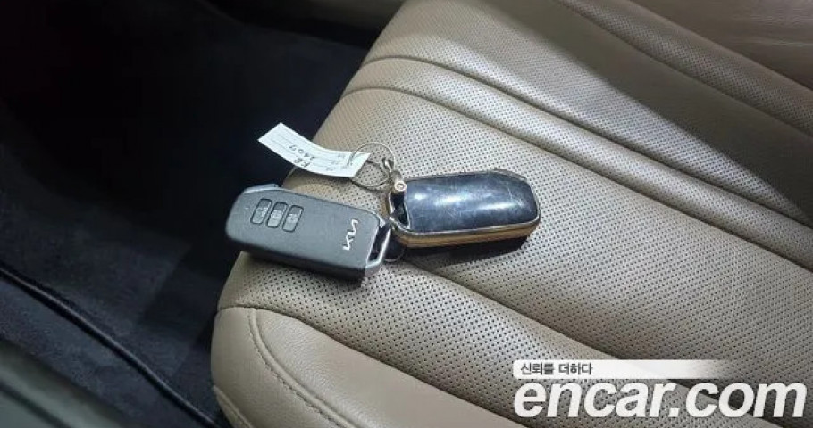 Kia K8 