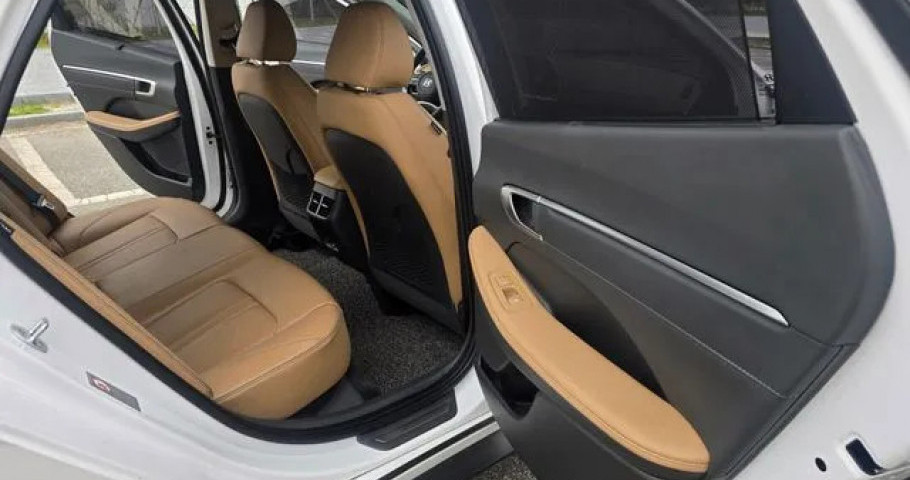 Hyundai Sonata 