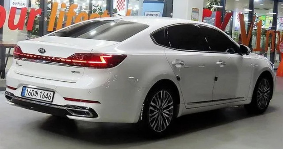 Kia K7 
