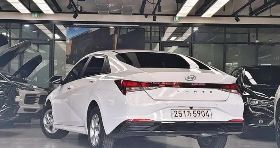 Hyundai Avante (Elantra) 