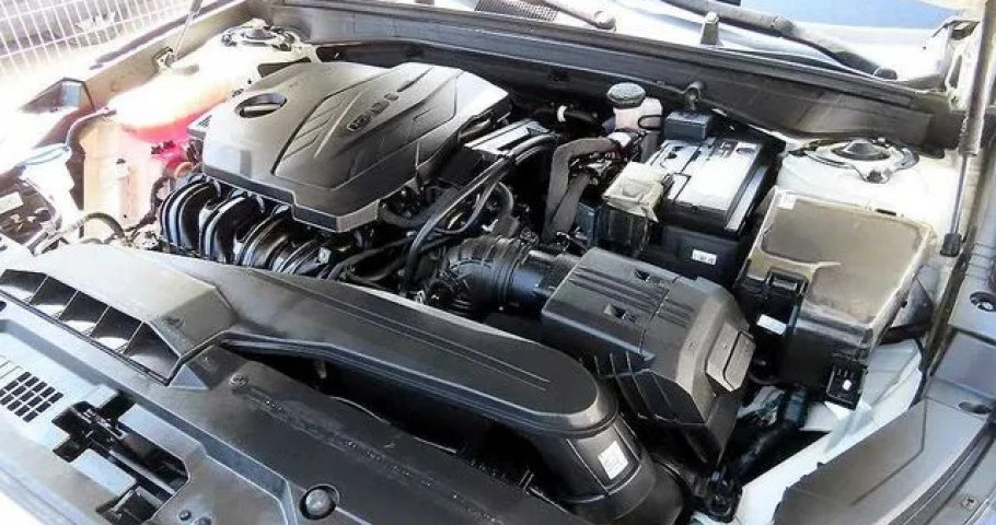 Kia K8 