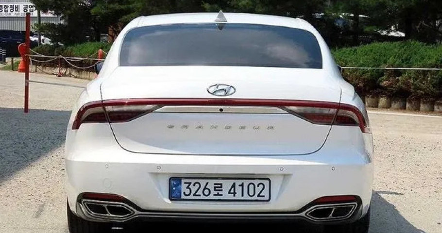 Hyundai Grandeur 