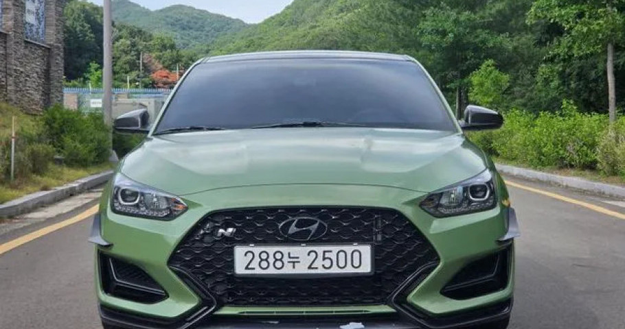 Hyundai Veloster 