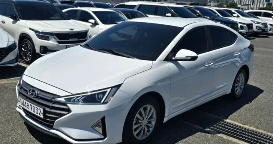 Hyundai Avante (Elantra) 