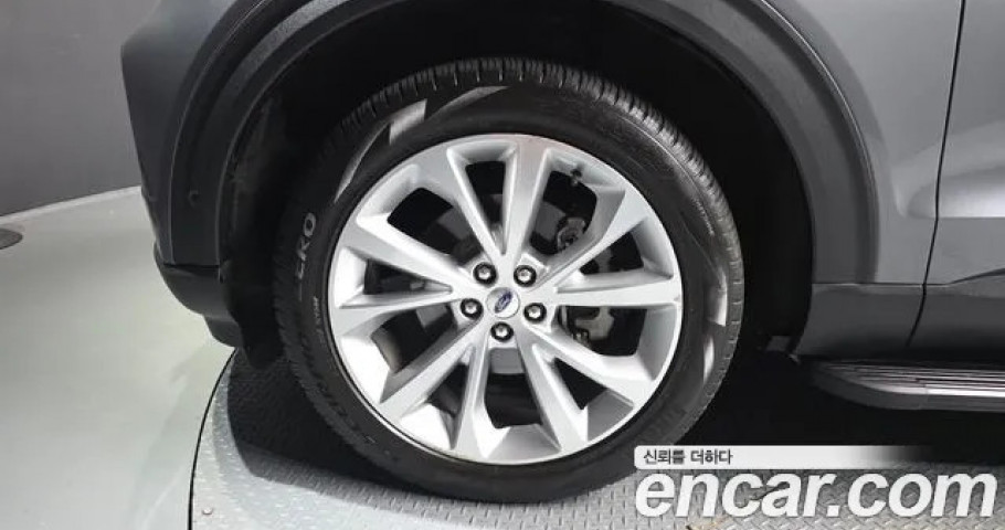 Ford Explorer 