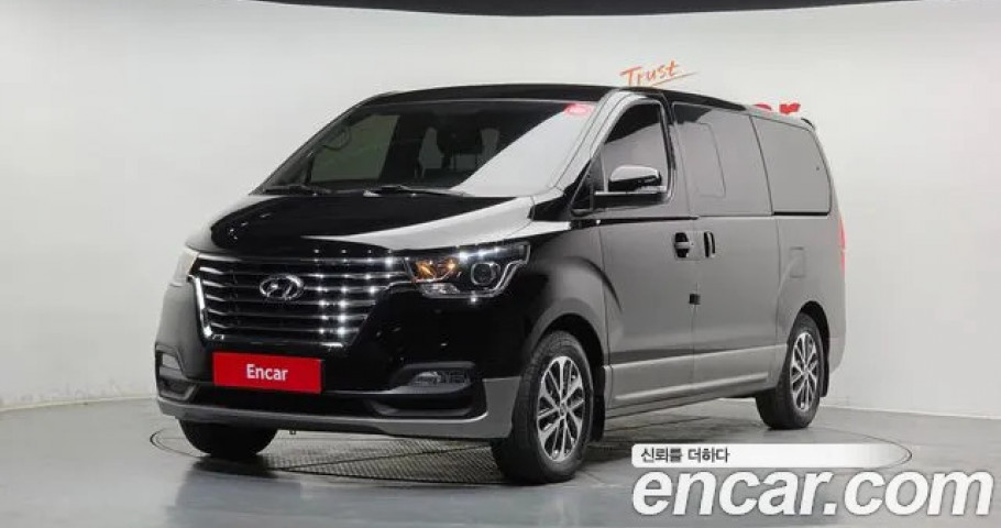 Hyundai Starex 