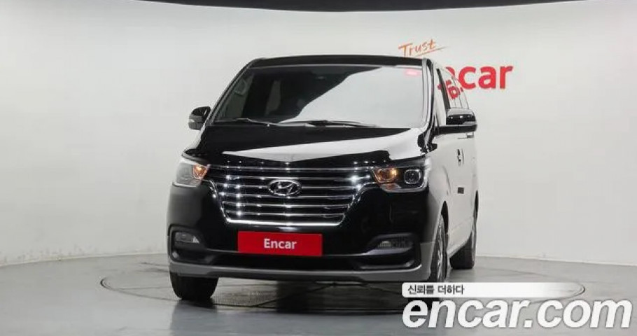 Hyundai Starex 