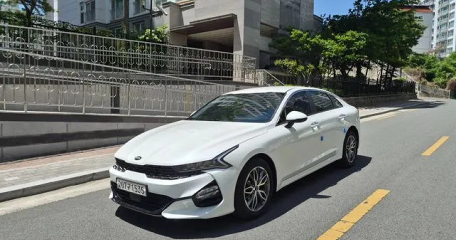 Kia K5 