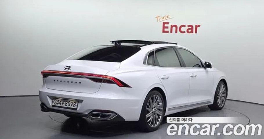 Hyundai Grandeur 