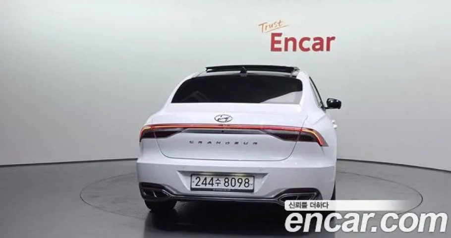 Hyundai Grandeur 