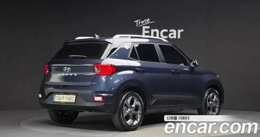 Hyundai Venue 