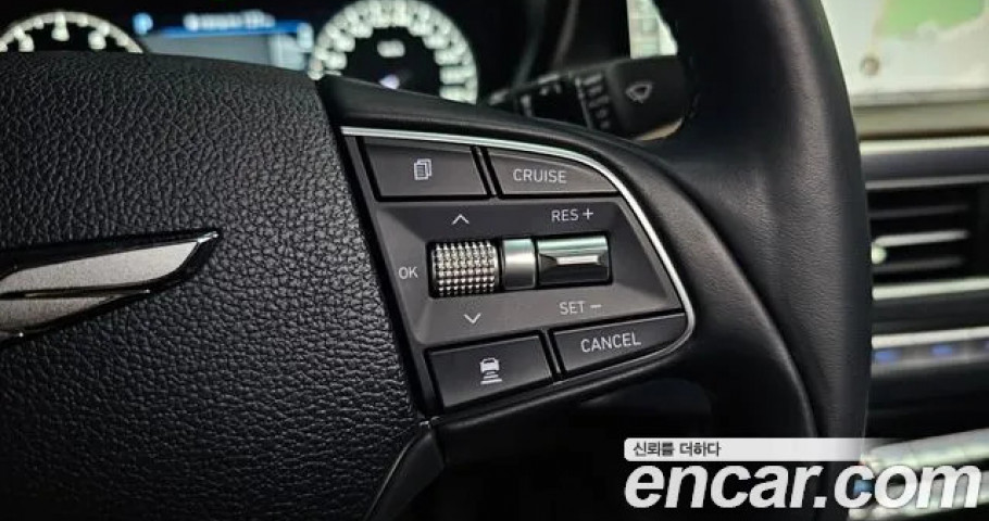 Genesis G90 