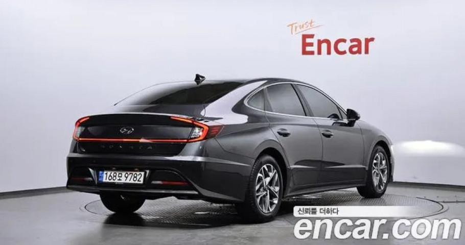Hyundai Sonata 