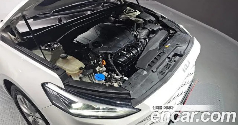 Kia K8 