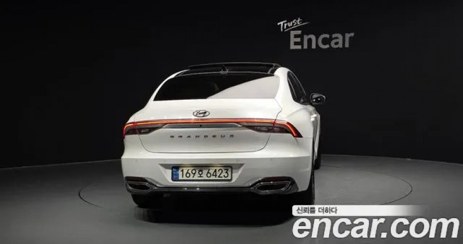 Hyundai Grandeur 