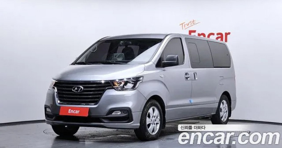 Hyundai Starex 