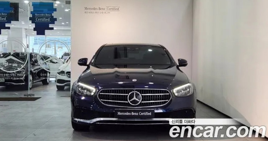 Mercedes-Benz E-Class 