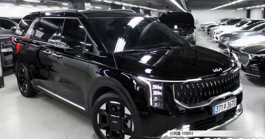 Kia Carnival 