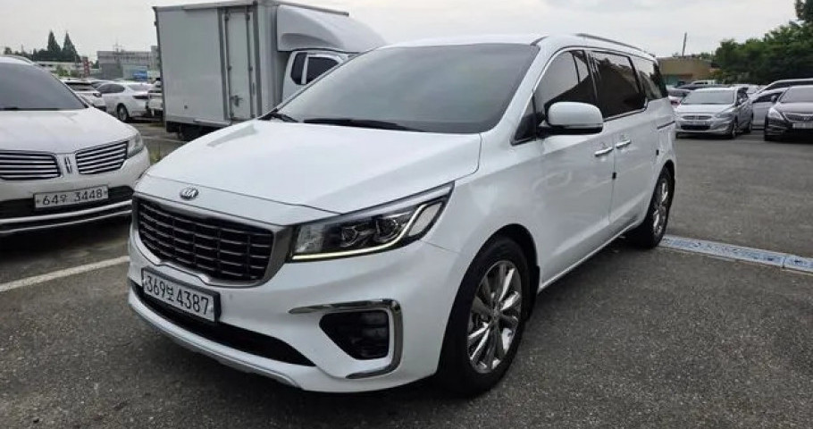 Kia Carnival 