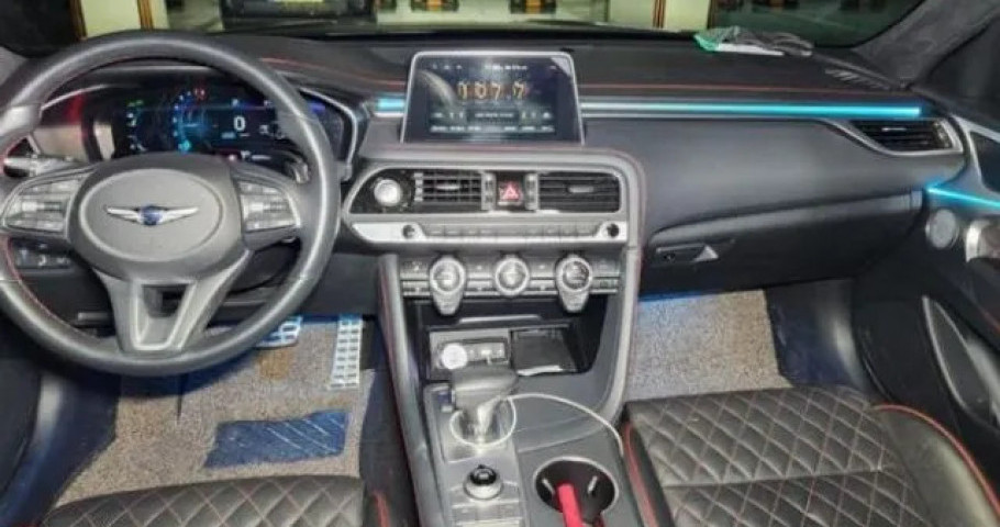 Genesis G70 