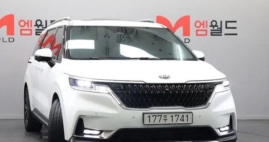 Kia Carnival 