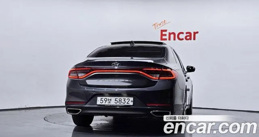 Hyundai Grandeur 