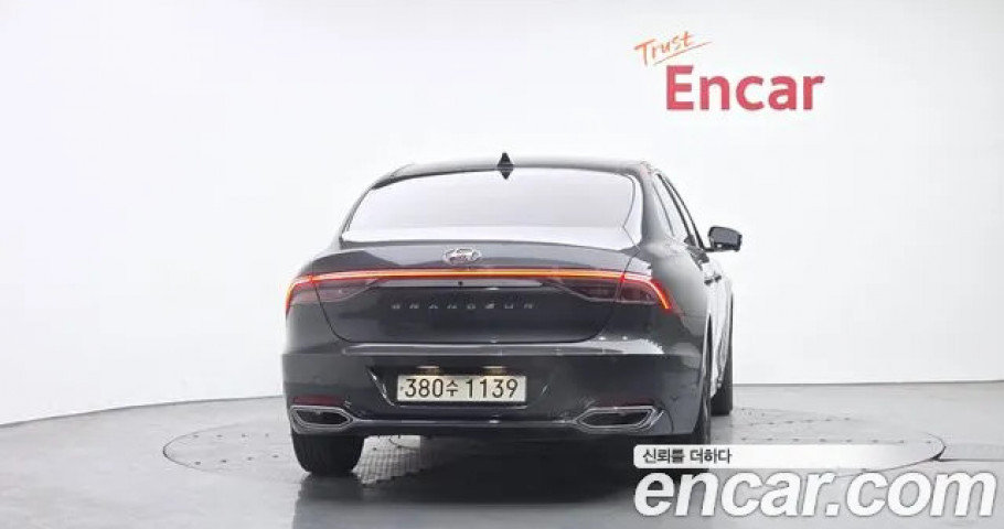 Hyundai Grandeur 