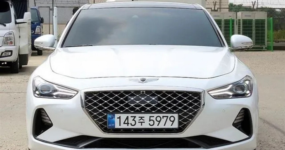 Genesis G70 